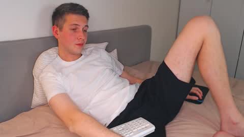 Oliver online show from October 22, 5:58 pm