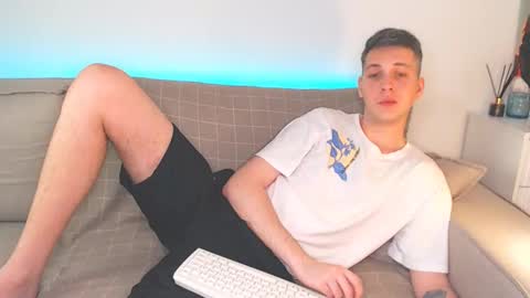 Oliver online show from January 15, 7:01 pm