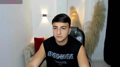 OLIVER online show from February 22, 12:30 pm