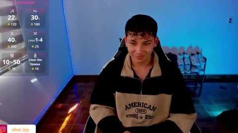 oliveeer online show from September 11, 7:04 pm