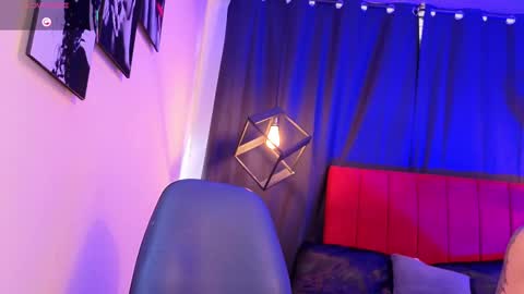 oliver mr  online show from September 11, 7:15 pm