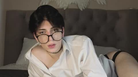 oliver online show from January 8, 8:31 am