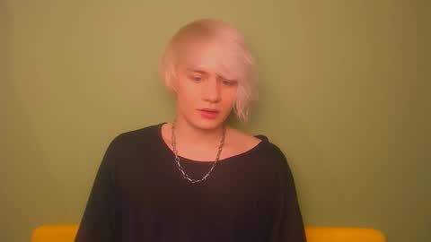 Oliver online show from March 2, 11:42 pm