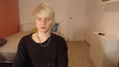 Oliver online show from November 21, 2:20 am