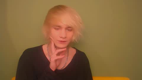 Oliver online show from December 14, 11:56 pm