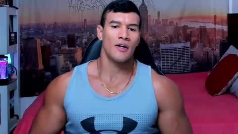 Snapshot of oliver_tommy chatting on October 14, 3:15 pm oliver_tommy online show from October 14, 3:15 pm