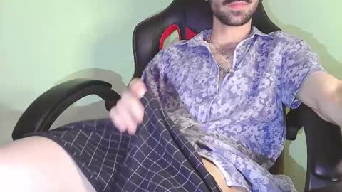 Oliver online show from February 5, 2:53 pm