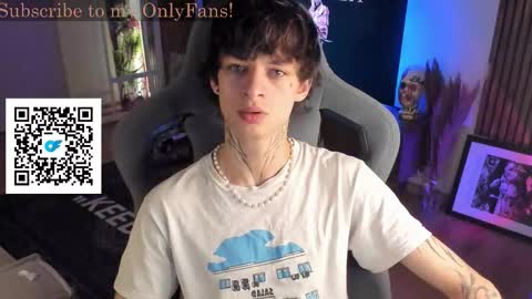 oliverrgroove online show from October 27, 4:45 am