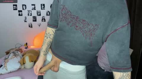 oliver online show from October 24, 3:02 pm