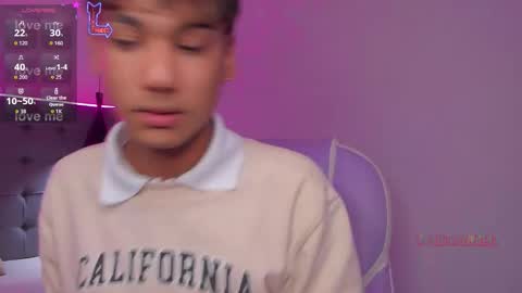 Oliver online show from February 5, 9:51 pm