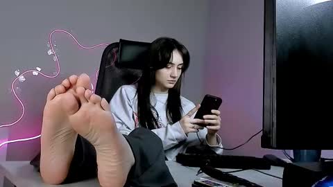 olivia_norton_ online show from March 12, 11:36 am