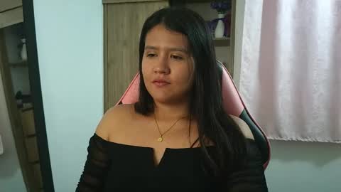 Olivia online show from March 15, 8:23 pm