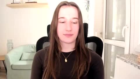 Oliwiaa2004 online show from March 1, 10:21 pm