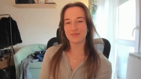 Oliwiaa2004 online show from March 30, 2:28 pm