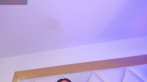 OLIVIA online show from January 22, 2:15 am