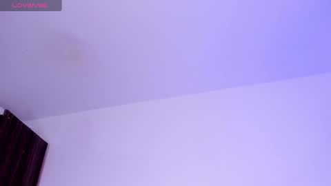 OLIVIA online show from January 8, 2:25 am