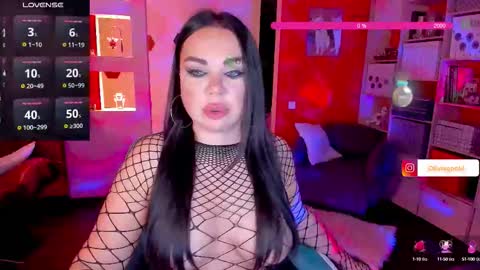 Oliviagoold online show from October 5, 4:36 pm