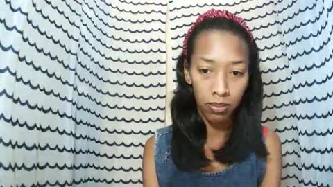 oliviah27 online show from November 14, 9:44 am