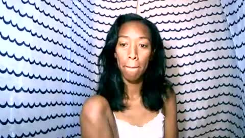 oliviah27 online show from October 25, 9:19 am