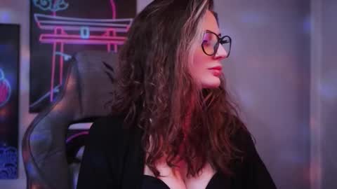 Liv online show from February 11, 5:44 am