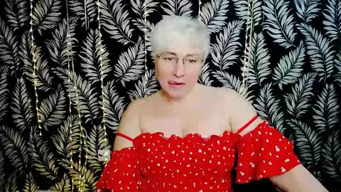 Kelly online show from May 22, 10:55 am
