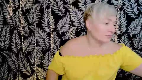 Kelly online show from September 12, 11:45 am