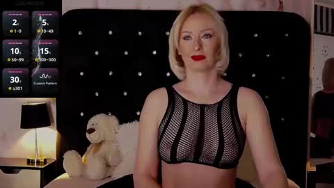 Olivia online show from February 21, 5:35 am