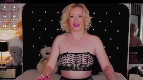 Olivia online show from November 13, 10:56 pm