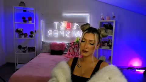 Olivia online show from January 27, 8:29 am