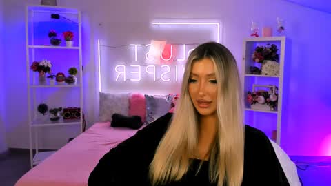 Olivia online show from January 26, 11:17 am