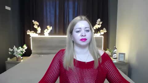 Oliviaverr online show from March 8, 1:37 pm