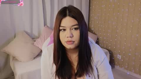 Snapshot of olivka_bbb chatting on October 27, 6:02 am Diana Support me subscribe and thumbs up online show from October 27, 6:02 am