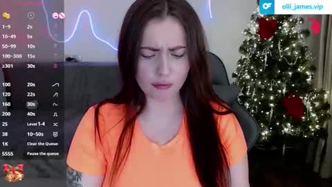 ollie_jamess online show from December 13, 9:21 pm