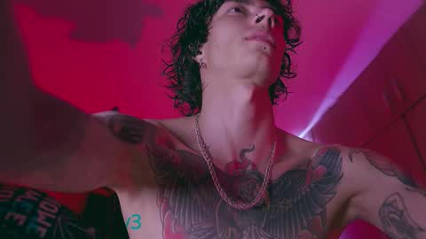     online show from October 25, 3:40 am