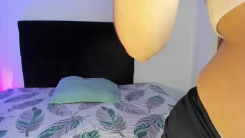 Violette online show from January 17, 3:38 am