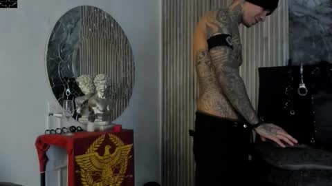     ... online show from October 1, 7:35 pm