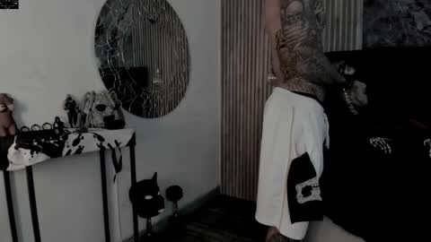     ... online show from April 15, 7:58 pm