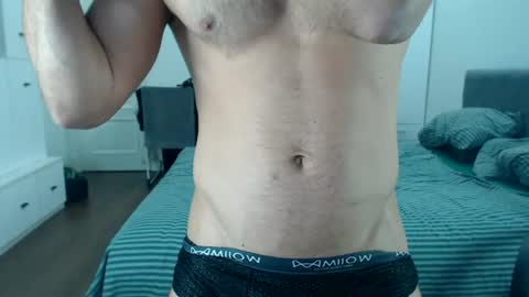 onebestlover online show from July 12, 1:36 pm
