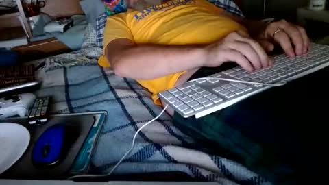 Snapshot of onemattu chatting on October 24, 6:03 am Mattu online show from October 24, 6:03 am