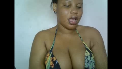 oneofdbestchubbygaloncb online show from May 18, 4:07 am