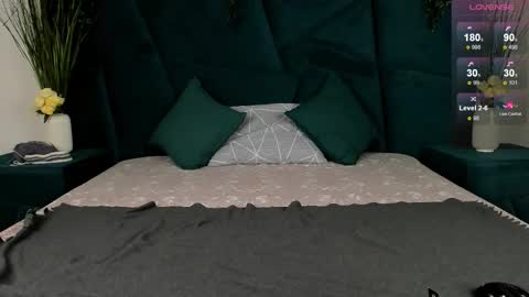 Erick  online show from September 14, 1:56 pm