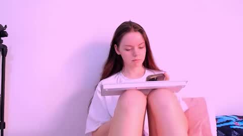 only_sarah1 online show from October 29, 10:32 pm