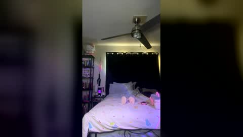 Onyx online show from March 14, 11:20 pm