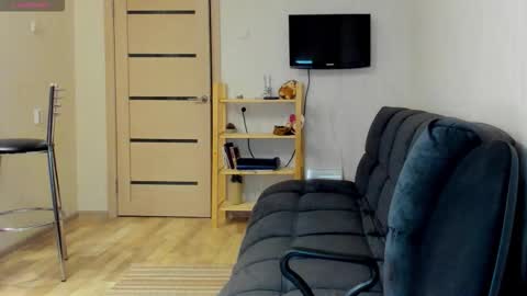 Britney online show from February 12, 3:21 am