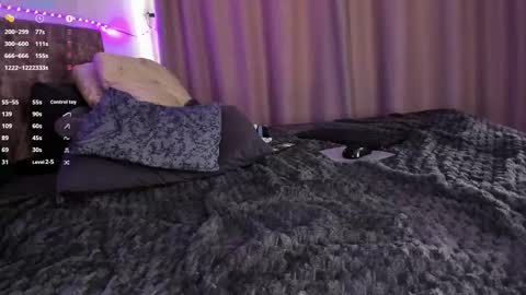 Ophelia online show from September 12, 8:49 am