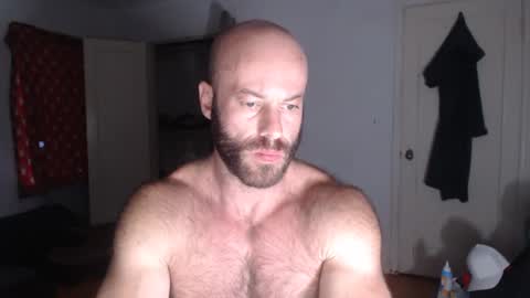 Snapshot of oregon87 chatting on March 3, 2:04 am The Oregon Lumberjack online show from March 3, 2:04 am