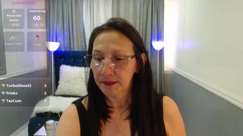 Oriana  online show from September 23, 1:38 pm