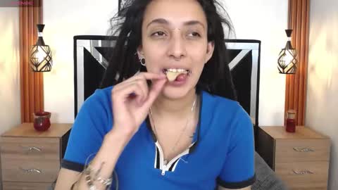 ORIANNA online show from December 22, 11:55 pm