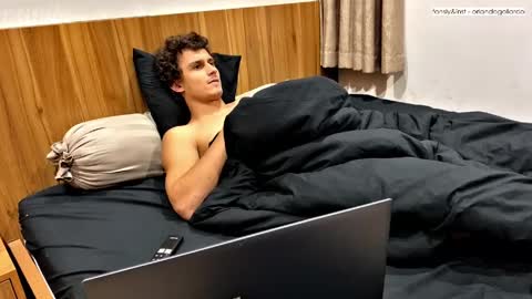 Fansly and Instagram -  online show from April 16, 9:39 pm