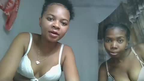 ornellahhh online show from October 26, 7:13 pm